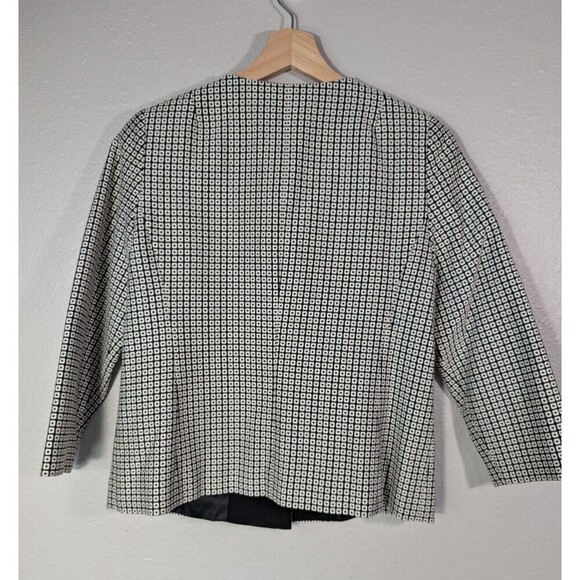 Talbots Cotton Blend Jacquard Jacket White Black Size 2 Petite - Picture 2 of 6